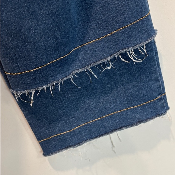 FRYE Wide Leg Jeans Raw Hem Blue Denim High Rise Patch Pockets Size 25 - Picture 9 of 14